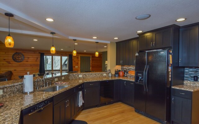 Boulder Escape 5 Bedroom House