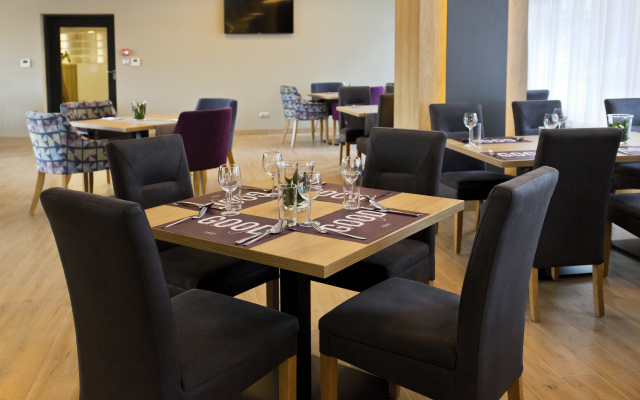 CONRAD Comfort Hotel****