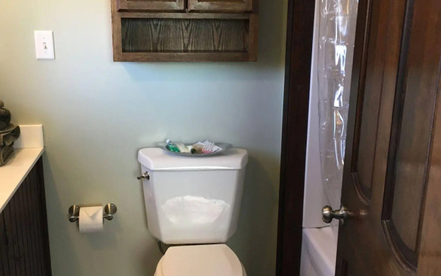 The Harney House Inn