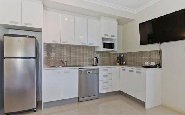 Sutton Beach Apartments