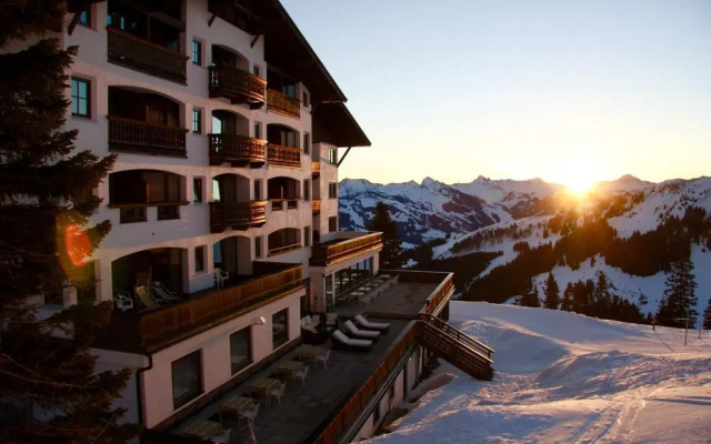 hotelImage