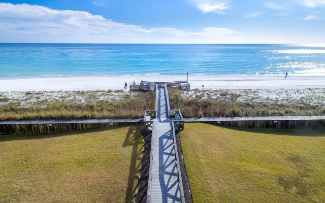 Shoreline Towers 1084 2 Bedroom Condo by RedAwning