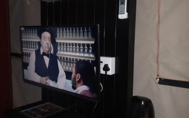 Old Mill Lodge, Working Ostrich Farm & Restaurant, Oudtshoorn