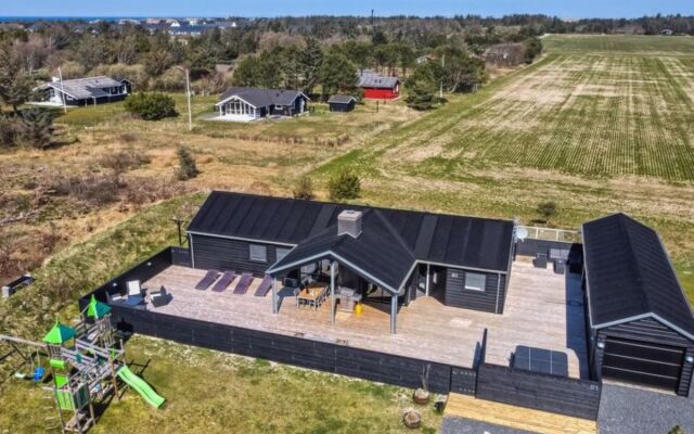 "Bedri" - 1.1km from the sea in NW Jutland