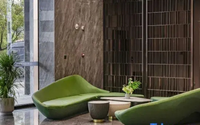 Mika City Hotel (Xuancheng Jingde High-speed Railway Station)