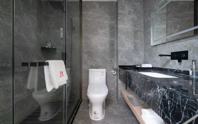 Miya Hotel ( Xiangyang Wuzhou International)