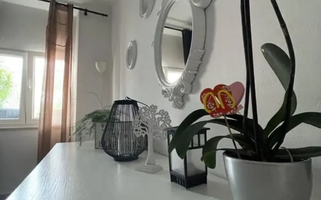 Apartments Mavi - Two-bedroom Apartment With Terrace and City View