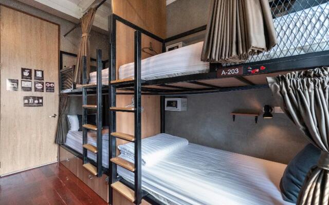 OYO 685 Am Bed Hostel