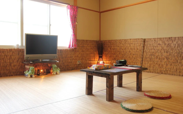 Okinawa Minshuku Kariyushi Bekkan
