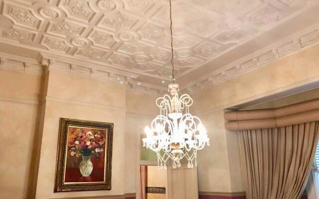 Bakenskraal Ostrich Palace