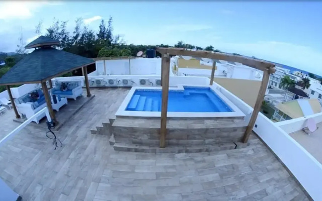 Rosil Place Aparthotel by the Beach