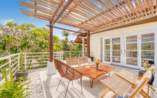 Villa Milano - 6BDR, prime location, pool & garden – Outside – Kerobokan Kelod