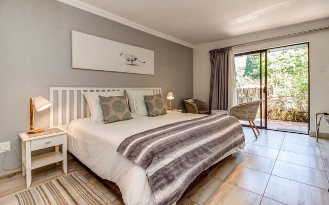 Sitatunga Guest Lodge & Transfers