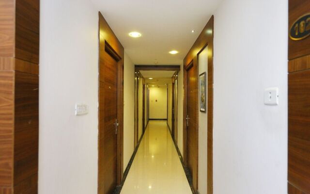 Collection O 683 Hotel Sri Chakra Inn