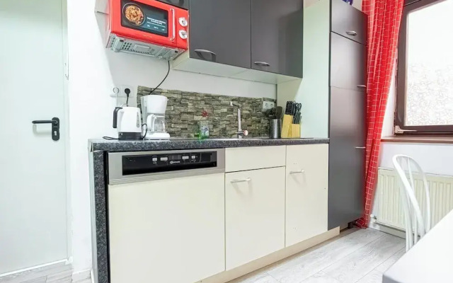 Spacious 1BR Apartment Long Stay