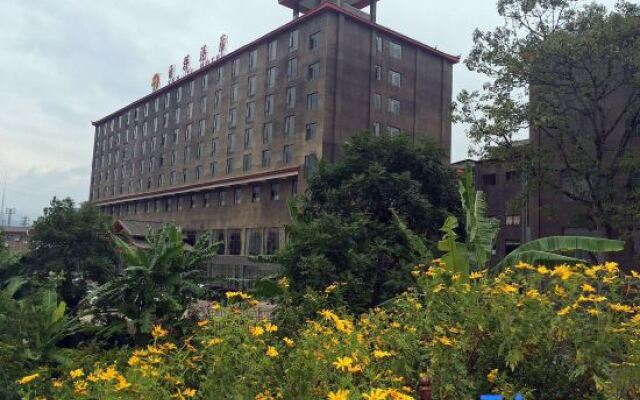 Yunti Hotel