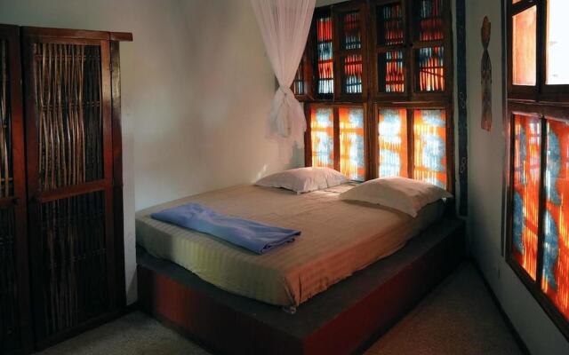 Fromager Lodge