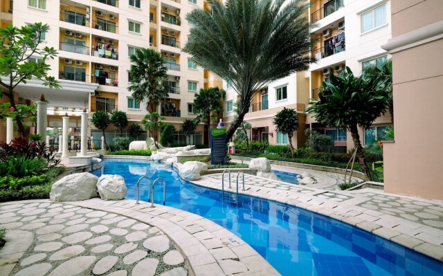 Comfy 2BR Apartment at City Home MOI Kelapa Gading