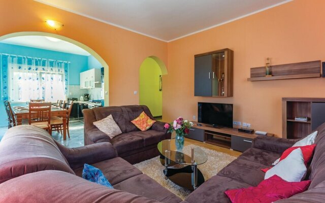 Nice Home in Pula With Wifi and 4 Bedrooms