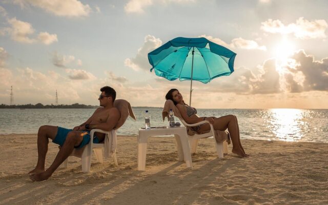Rasdhoo Island Inn Beachfront