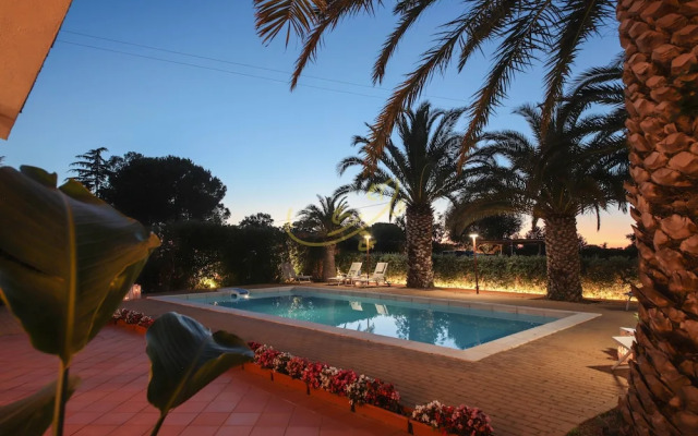 TD Villa Marinesca Typical Villa with Pool