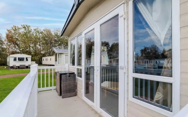 3 Bedroom Static Caravan-seton Sands