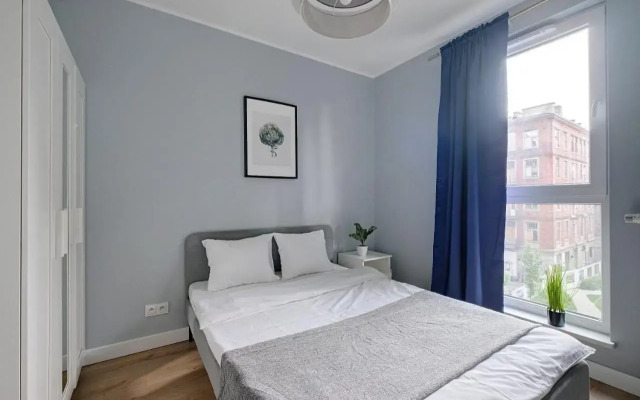 2Br Apt Strzelecka 24 with balcony