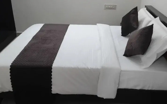 SLV Aashraya Apartment Stay
