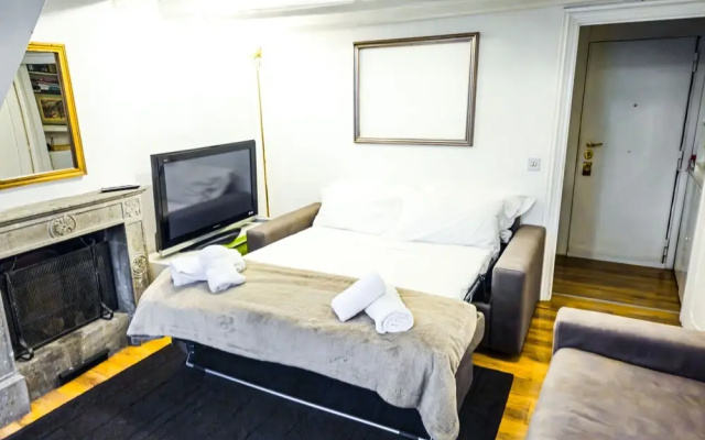 Monserrato Apartment
