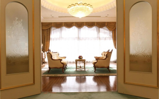 Koyo Grand Hotel
