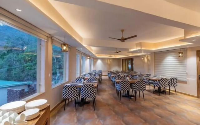 Ekawa Ganga by Lawrence Hotels