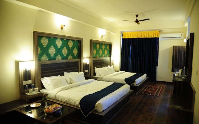 The Grand Sharan