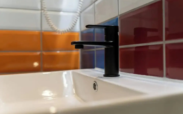 Mue Cubes - Capsule Hotel