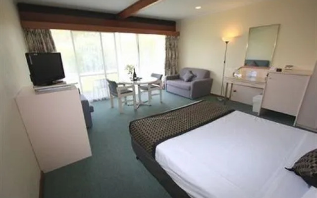 Comfort Inn William Macintosh