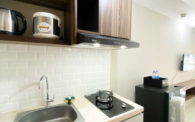 Modern Look and Tidy Studio LRT City Jatibening Apartment