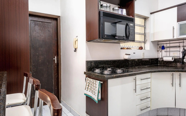 Ape tamanho família com garagem