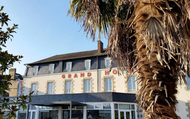 Grand Hotel