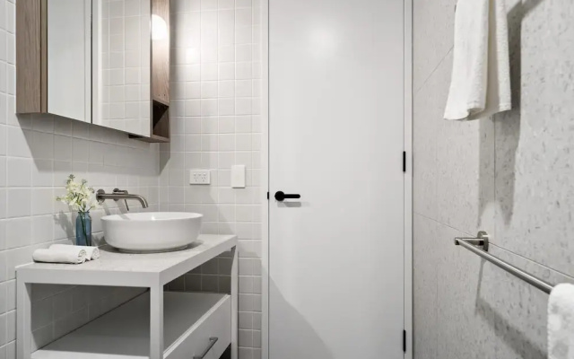 Charming 1-bed With Rooftop Access & Parking