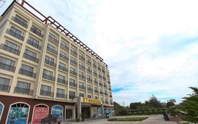 Yading Shanhui Holiday Hotel - Huizhou