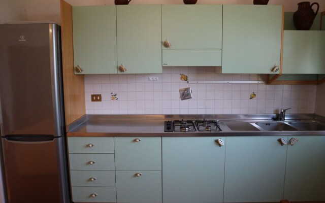 Cozy Holiday Home in Tuscany With Swimming Pool