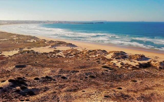 Superb Villa in Baleal w/ Patio, parking & 5 BRs