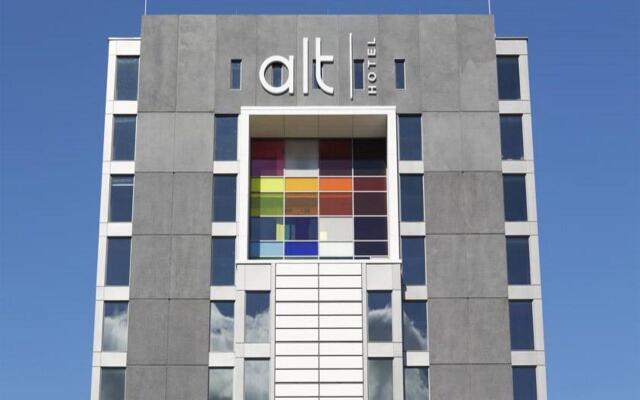 Alt Hotel Toronto Airport