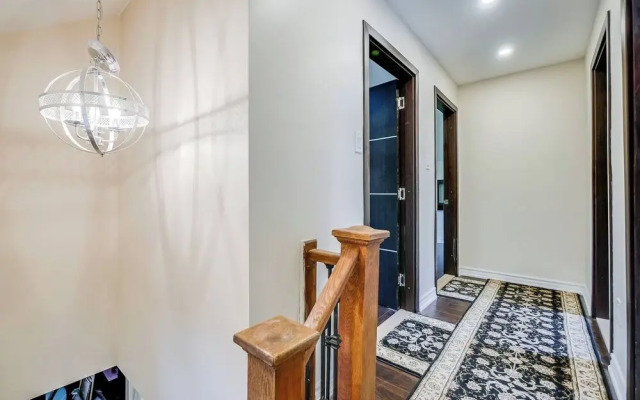 3 Bedroom House Brampton Toronto Canada