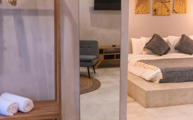 Canggu Dream Studios & Villas