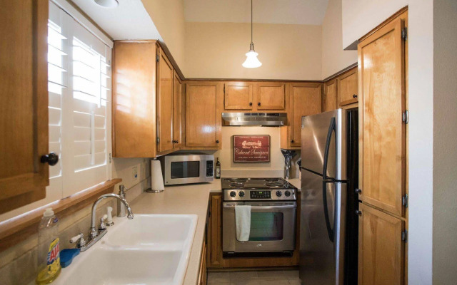 Residences at The Railyards - Downtown Austin