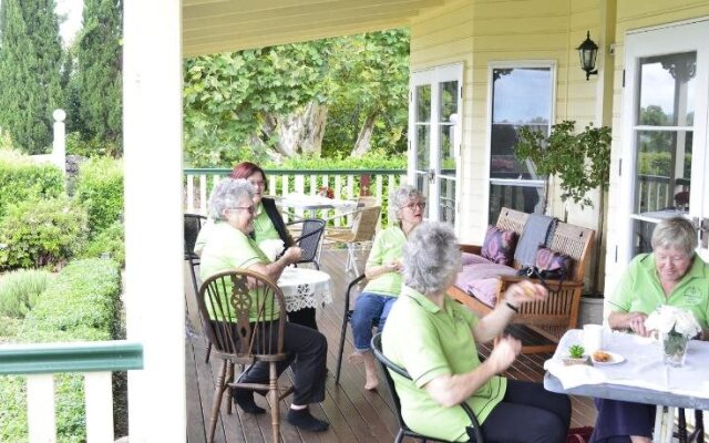 Rosevillehouse Bed & Breakfast
