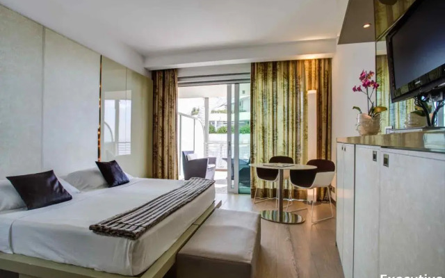 Hotel Premier & Suites