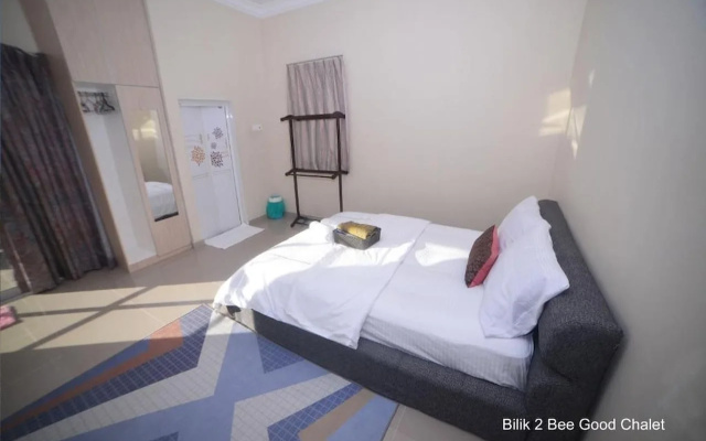 Capital O 91243 Bee Good Chalet – Guest Rooms – Yan