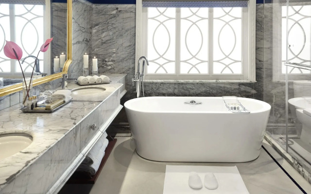 Taj Fort Aguada Resort & Spa, Goa