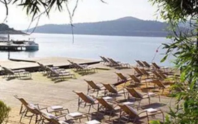 Maki Otel
